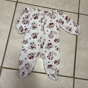 899. Laura Ashley Footie Size 0-3 months